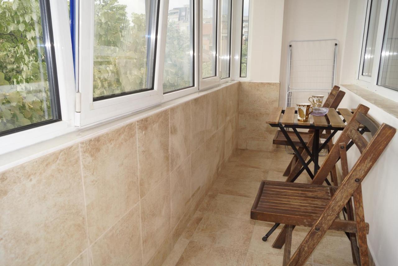 Spacious 2Bdr - Free Parking - Walk Everywhere - 300 Mbps Wifi 바르나 외부 사진
